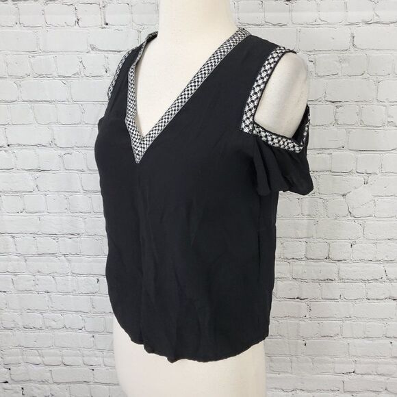 MAJE Cold Shoulder V-Neck Top Black White 1 S - Picture 3 of 6